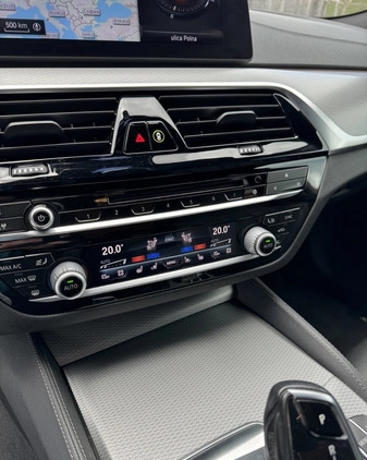 BMW Seria 5 cena 169900 przebieg: 166700, rok produkcji 2017 z Rybnik małe 704